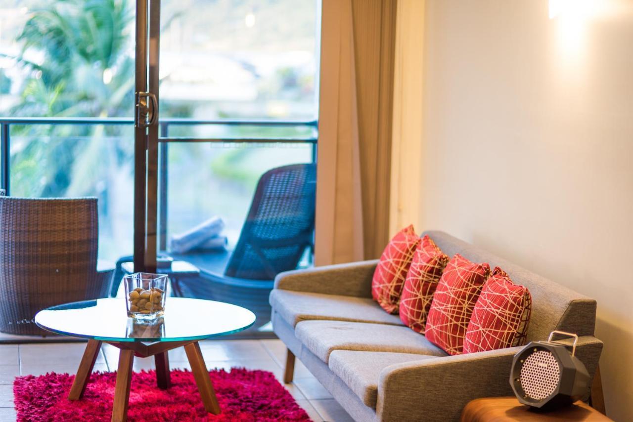 At Waterfront Whitsunday Retreat - Adults Only Aparthotel Airlie Beach Eksteriør bilde