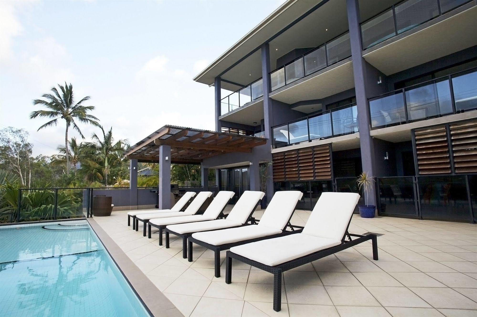 At Waterfront Whitsunday Retreat - Adults Only Aparthotel Airlie Beach Eksteriør bilde
